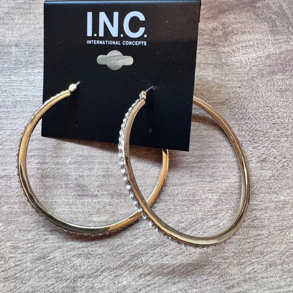 I.N.C. International Concepts NWT Gold Tone Rhinestone Hoop Earrings